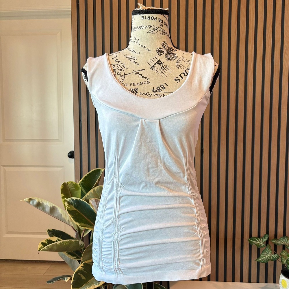Soho Lady White Sleeveless Tank Top Ruched Fitted Casual‎ Blouse 1X/2X